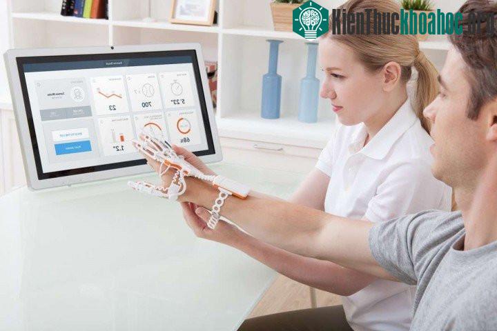 Găng tay Rapael Smart Glove.