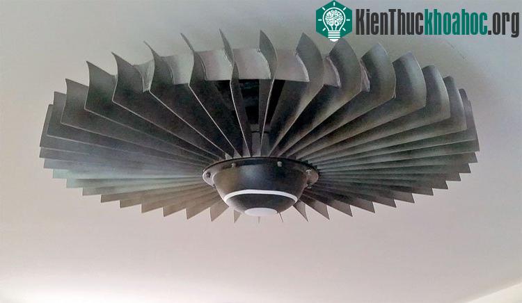 Quạt trần sử dụng động cơ phản lực