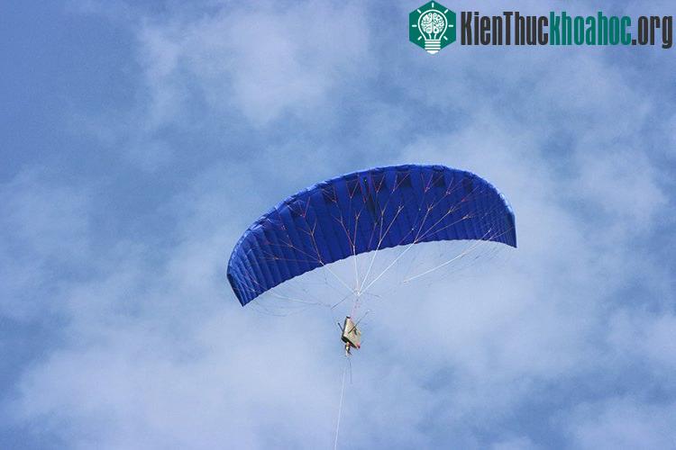 Một trong những nhà máy điện vận hành bằng sức diều đầu tiên trên thế giới sẽ được xây dựng ở Scotland. (Ảnh: Kite Power Solutions Ltd 2015).