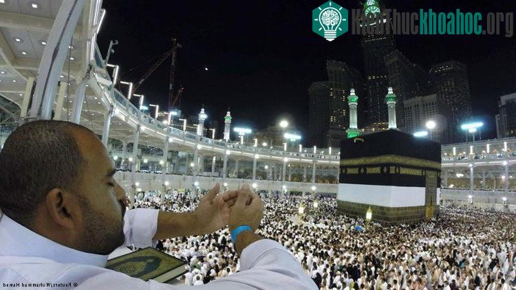 Những tín đồ hành hương tới Thánh địa Mecca sẽ được phát vòng tay nhận dạng điện tử từ năm nay. (Nguồn: Reuters).