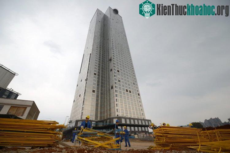 Tòa nhà này có tên gọi Mini Sky City.