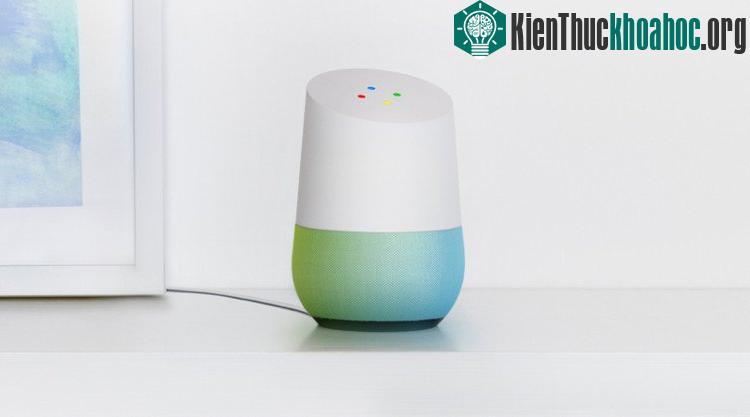 Home là đối thủ cạnh tranh trực tiếp của Echo.