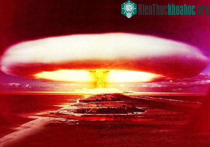 Nguồn neutron là bộ phận quan trọng của vũ khí hạt nhân hiện đại do nó là ngòi nổ kích hoạt chuỗi phản ứng nhiệt hạch trong đầu đạn hạt nhân. (Ảnh: giaoduc.net.vn).
