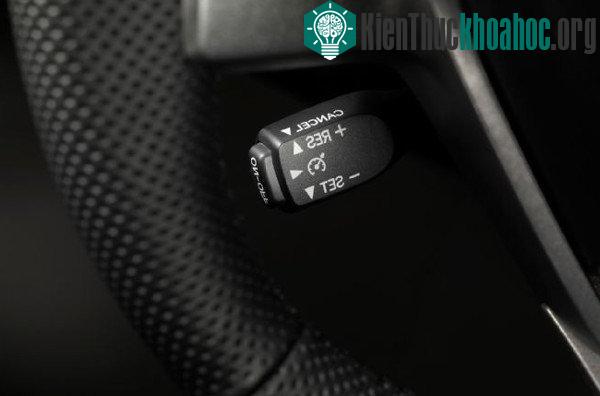 4 công nghệ trên ôtô không ứng dụng nổi ở Việt Nam