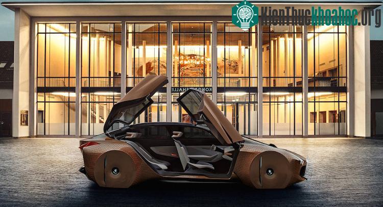 BMW Vision Next 100