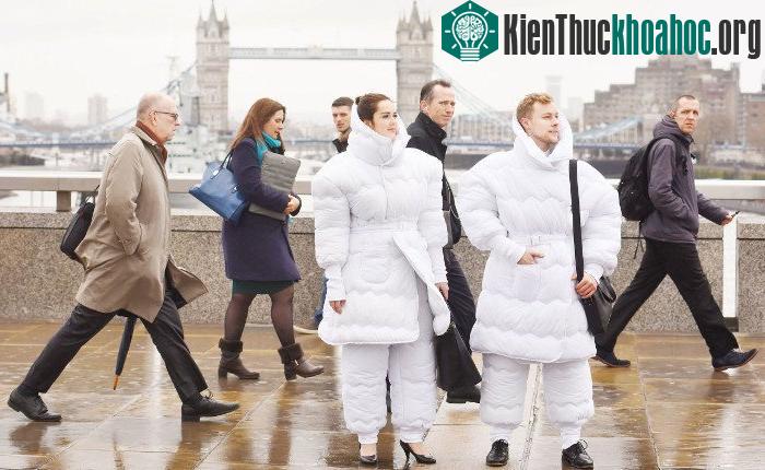 Hiện trang phục này đang trong quá trình chạy thử nghiệm.