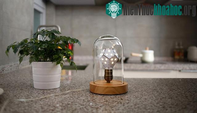 Bóng đèn Nanoleaf còn có thể điều chỉnh cường độ ánh sáng mà không cần sử dụng phần mềm hay phụ kiện gì cả.