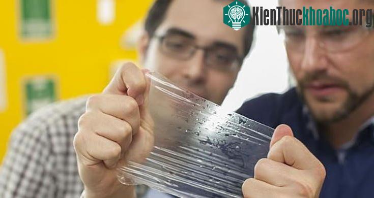 Vật liệu này là sự kết hợp giữa hai loại polymer gồm alginate và polyacrylamide.