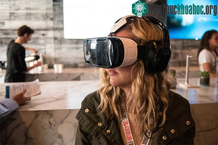 VR và AR là hai công nghệ khác nhau.