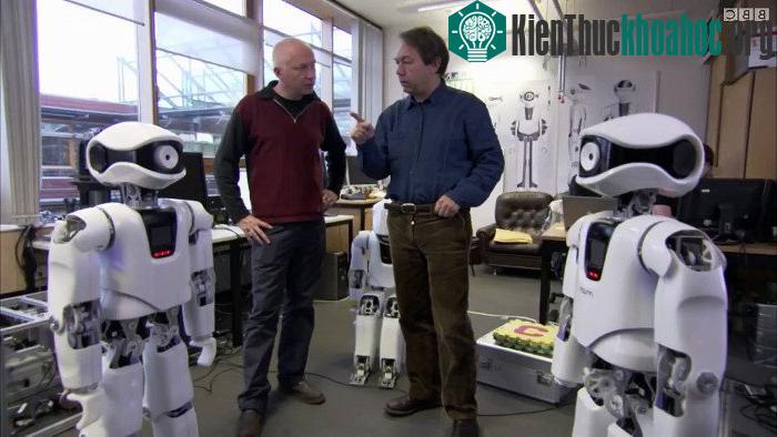 Nhiều công việc cần robot để giải phóng sức lao động và giảm rủi ro như đóng gói mặt hàng, giúp đỡ bệnh nhân không cử động được, hay hỗ trợ quân đội ở chiến trường. Tuy nhiên, thế hệ robot hiện nay...