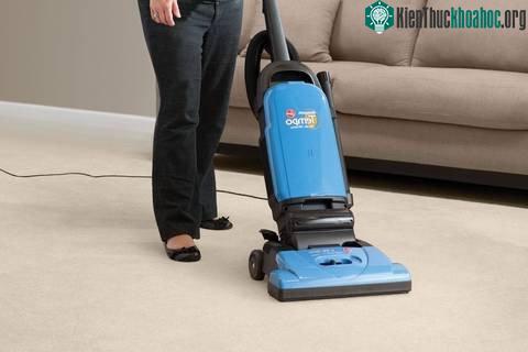 Máy hút bụi truyền thống