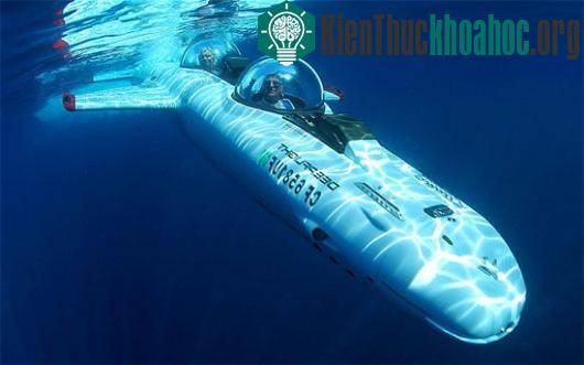 Du hành đại dương với "máy bay dưới biển" trị giá tỷ đô