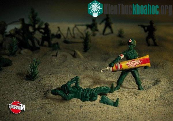 Chế tạo thành công keo dính cả trong nước