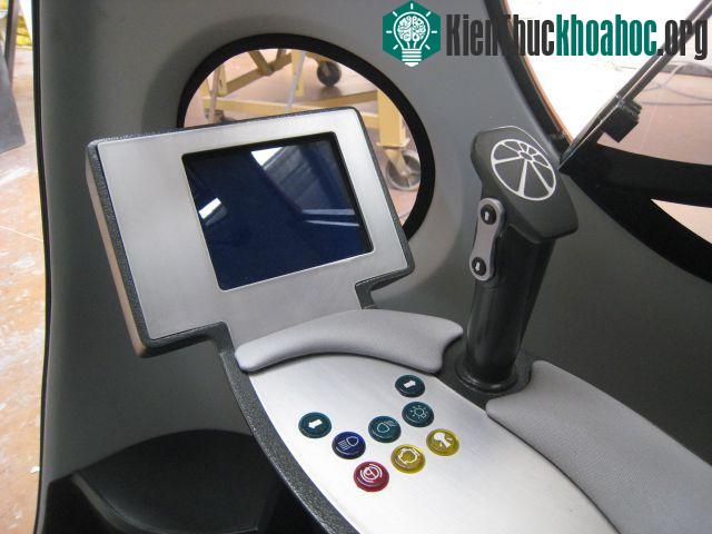 Ra mắt ô tô chạy bằng khí nén giá rẻ
