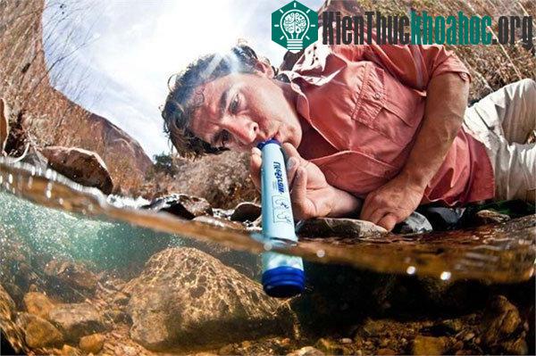 Bóng đèn LED còn có thể được sử dụng để thanh trùng nước, tạo ra những sản phẩm cung cấp nước sạch nhỏ gọn, giá thành rẻ và có thể sử dụng bất kỳ lúc nào