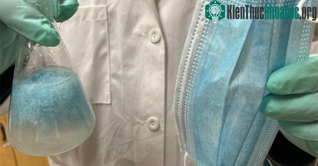 Các nhà khoa học cắt nhỏ khẩu trang y tế thành sợi, xử lý với dung dịch graphene oxit trước khi trộn vào xi măng