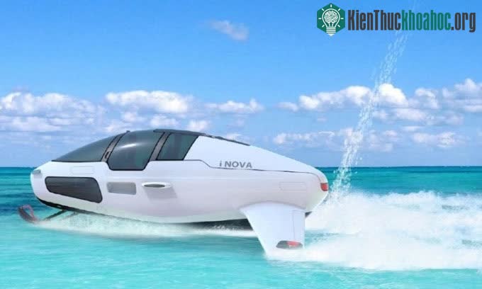 Mẫu tàu Deepseaker DS1 có thể hoạt động ở cả bên trên và dưới mặt nước.