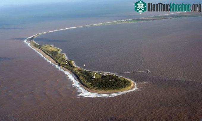 Ravenser Odd được cho là nằm gần mũi Spurn ở cửa sông Humber.