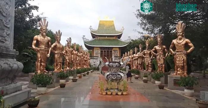 Các vua Hùng đều sống rất thọ, theo Ngọc phả Hùng Vương.