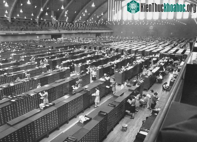 Khi chưa có máy tính, FBI đã đối sánh dấu vân tay như thế nào? ảnh 0