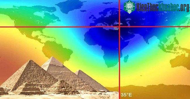 Đại kim tự kháp đồ sộ được xây dựng cho Pharaoh Khufu