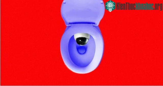 Gắn camera bên dưới, bồn cầu sẽ nhận ra bạn.
