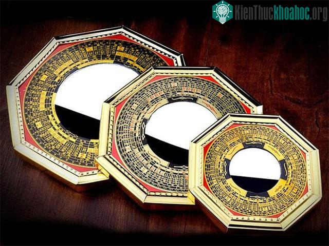Gương bát quái không phải pháp khí phong thủy.