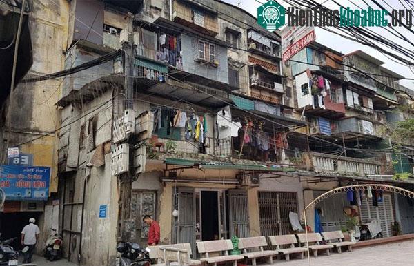 Nhà tập thể cũ tiềm ẩn nguy cơ cháy cao nhưng khó thoát hiểm