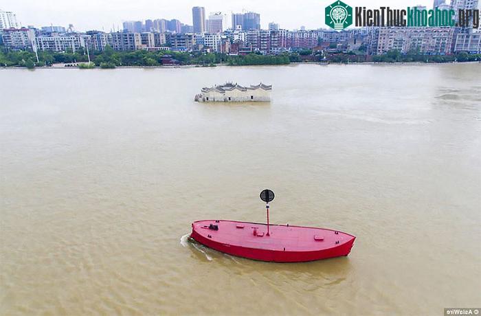 Một số hình ảnh về chùa Quan Âm trên sông Dương Tử ở Hồ Bắc.