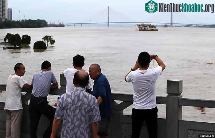 Ngôi chùa cổ 700 tuổi trên sông Dương Tử, vẫn vững chắc qua bao đợt thiên tai ảnh 3