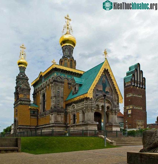 Nhà nguyện ở Darmstadt (Đức) – quê hương của Hoàng hậu Alexandra Fyodorovna.