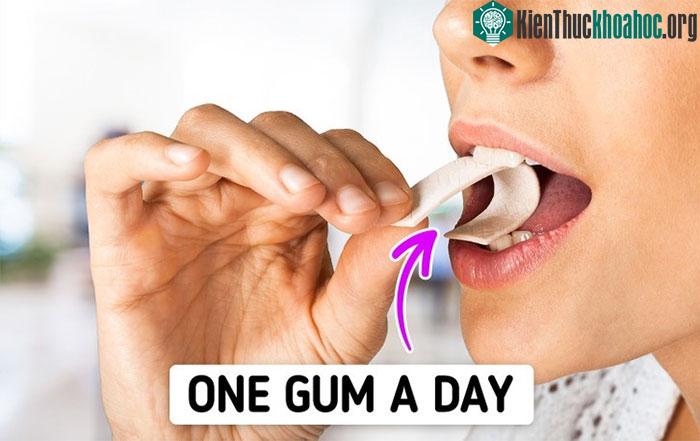 Nhai kẹo cao su quá nhiều