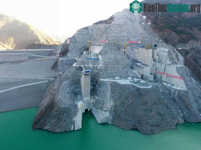 Sản lượng điện hàng năm của nhà máy thủy điện Lưỡng Hà Khẩu là 11 tỷ kWh