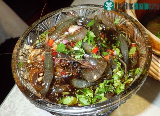 Tôm say rượu