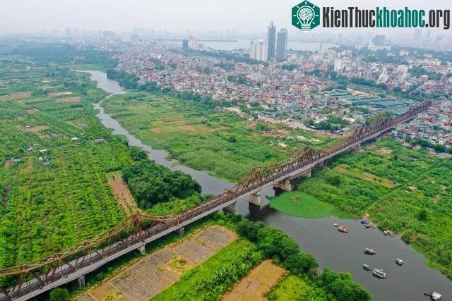 Cầu Long Biên