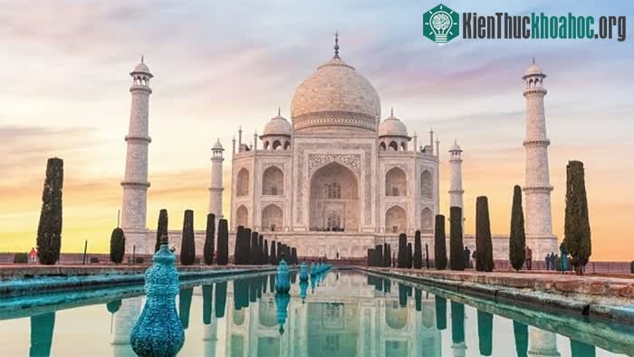 Đền Taj Mahal là biểu tượng của Ấn Độ.&nbsp;