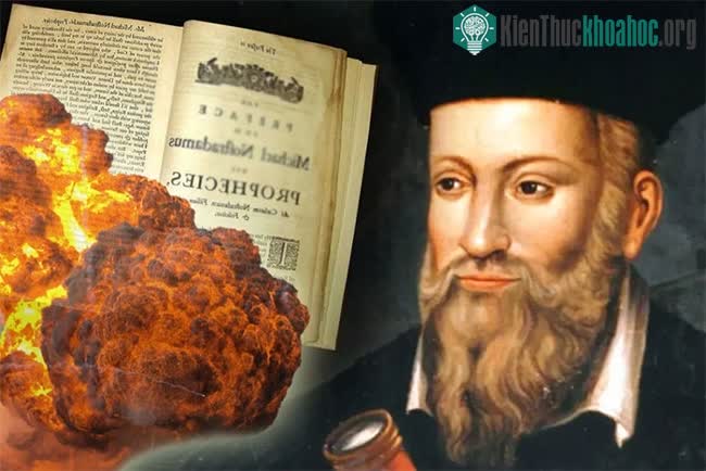 Nhà tiên tri Nostradamus (1503 – 1566).