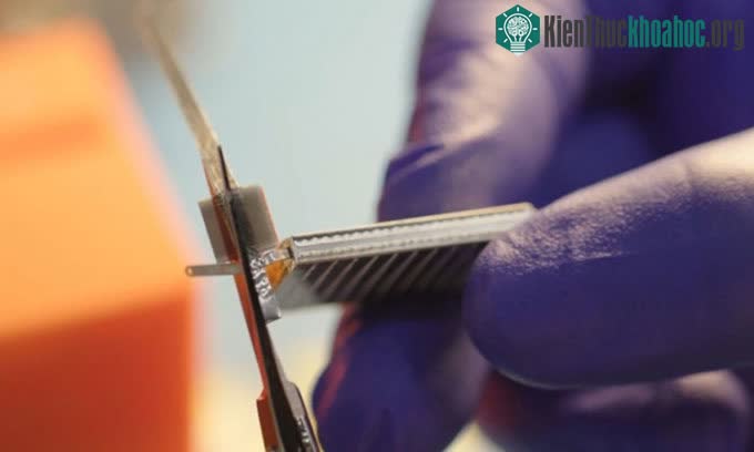 Pin Lithium-ion silicon 3D của Enovix.