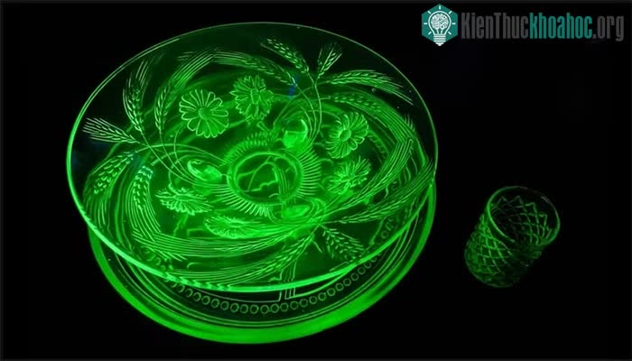 Người La Mã cổ đại dùng chất phóng xạ Uranium làm đồ trang trí có độ thẩm mĩ cao.