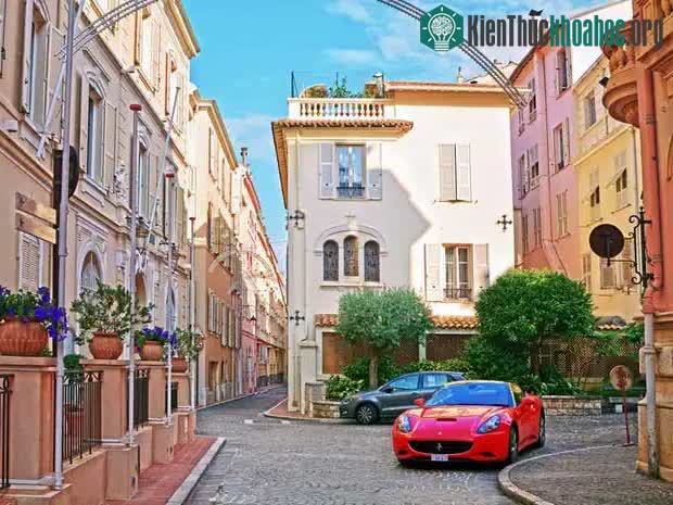 Giá nhà ở Monaco cực kỳ đắt đỏ.