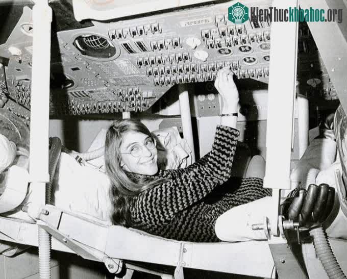 Margaret Hamilton - Người hùng thầm lặng&nbsp;trong sứ mệnh Apollo lịch sử ảnh 1