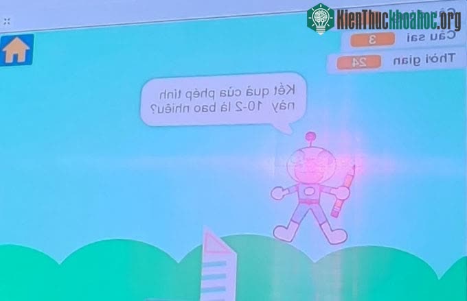 Giao diện phần mềm học toán dưới dạng trò chơi do Dũng lập trình.