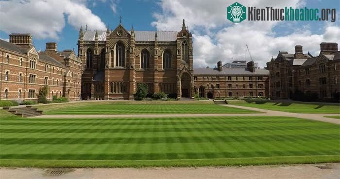 Đại học Oxford.