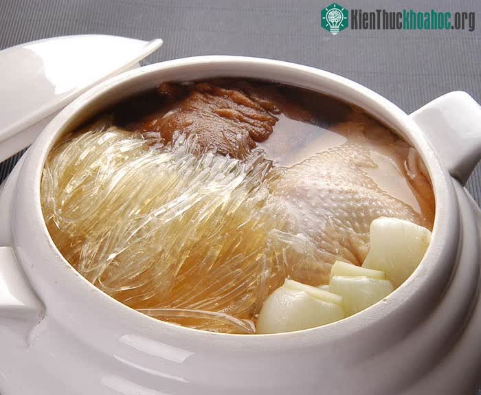 Dưới góc độ dinh dưỡng, vây cá mập không có giá trị dinh dưỡng đặc biệt.