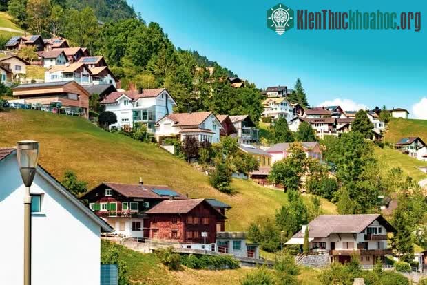 Vương quốc tí hon nằm giữa châu Âu: Nơi giàu nhất thế giới nhưng rất ít người biết tên! ảnh 5