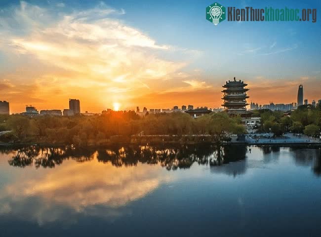 Hiện tượng lạ ở hồ nước đẹp như phim cổ trang ở Trung Quốc: Ếch nơi đây không bao giờ kêu vì 3 nguyên nhân ảnh 7