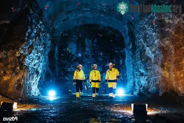 Nếu họ phát hiện ra bất kỳ vết nứt đáng kể, hố đó sẽ được niêm phong ngay lập tức.