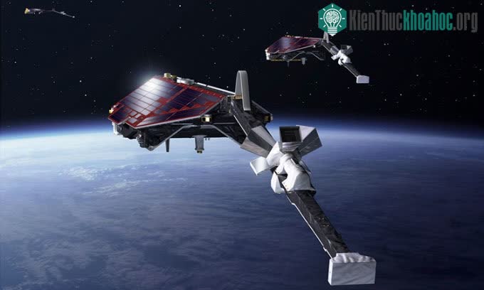 Minh họa các vệ tinh Swarm trên không gian.