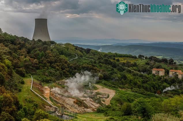 Quang cảnh "Thung lũng của quỷ", gần thị trấn thời trung cổ Monterotondo Marittimo