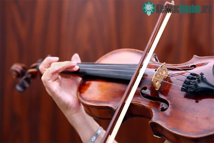 Chơi nhạc cụ giúp con người có tư duy và nhận thức sắc bén hơn ở tuổi xế chiều.